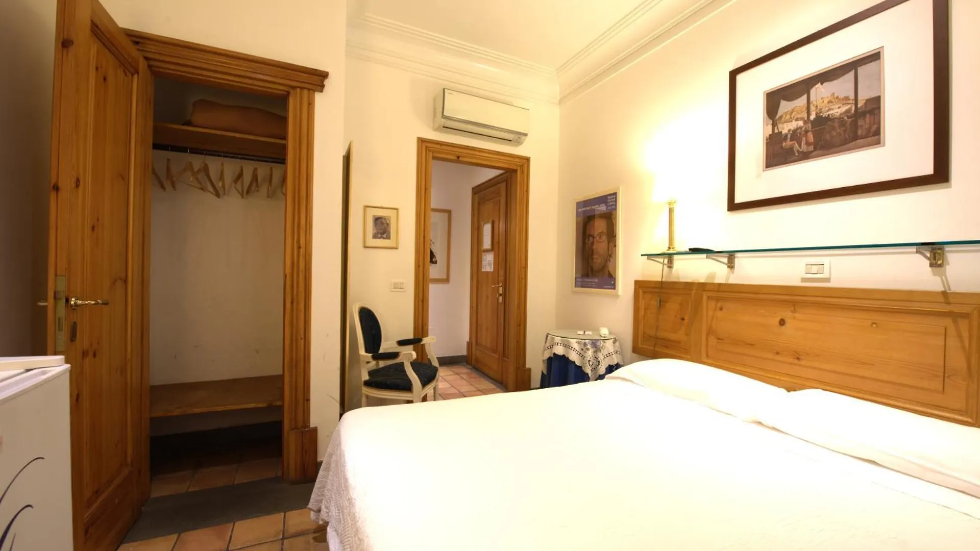 ****  Hotel Locanda Cairoli Roma Italia
