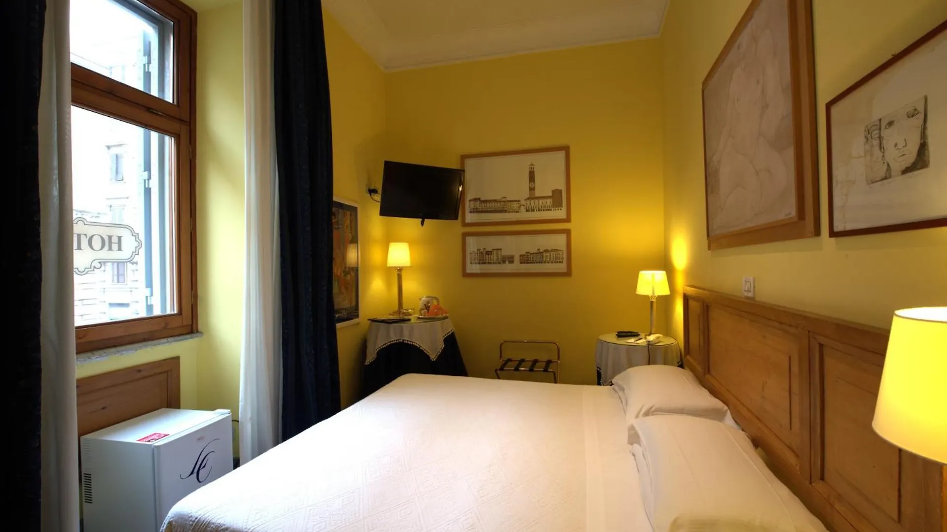 Hotel Locanda Cairoli Roma 4*,