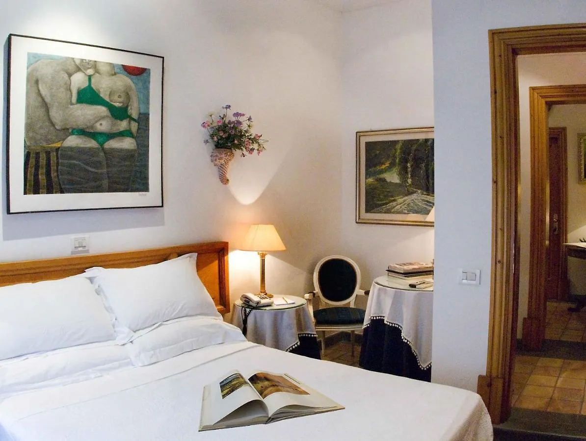 Hotel Locanda Cairoli Rome Italy