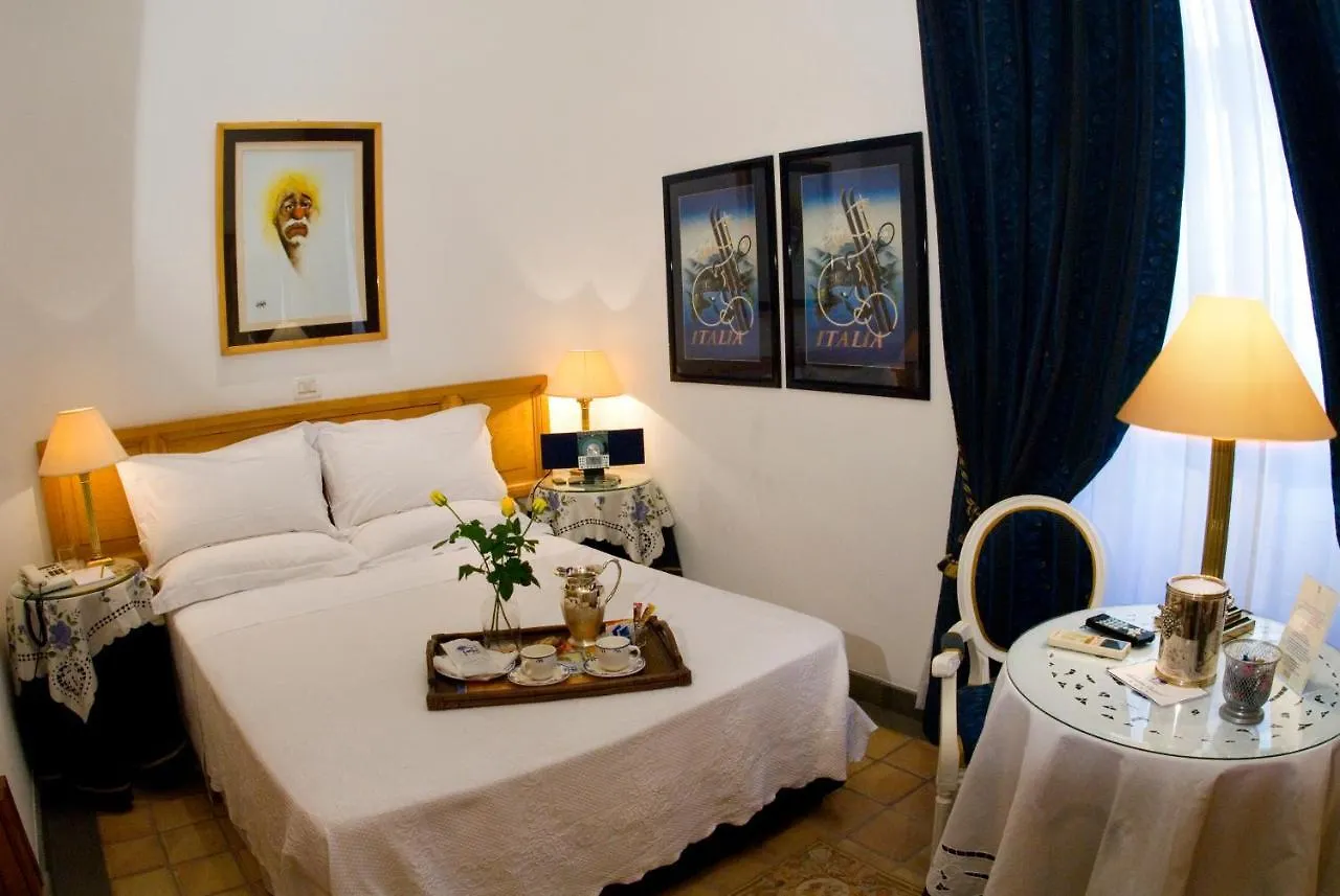 Hotel Locanda Cairoli Rome 4*,